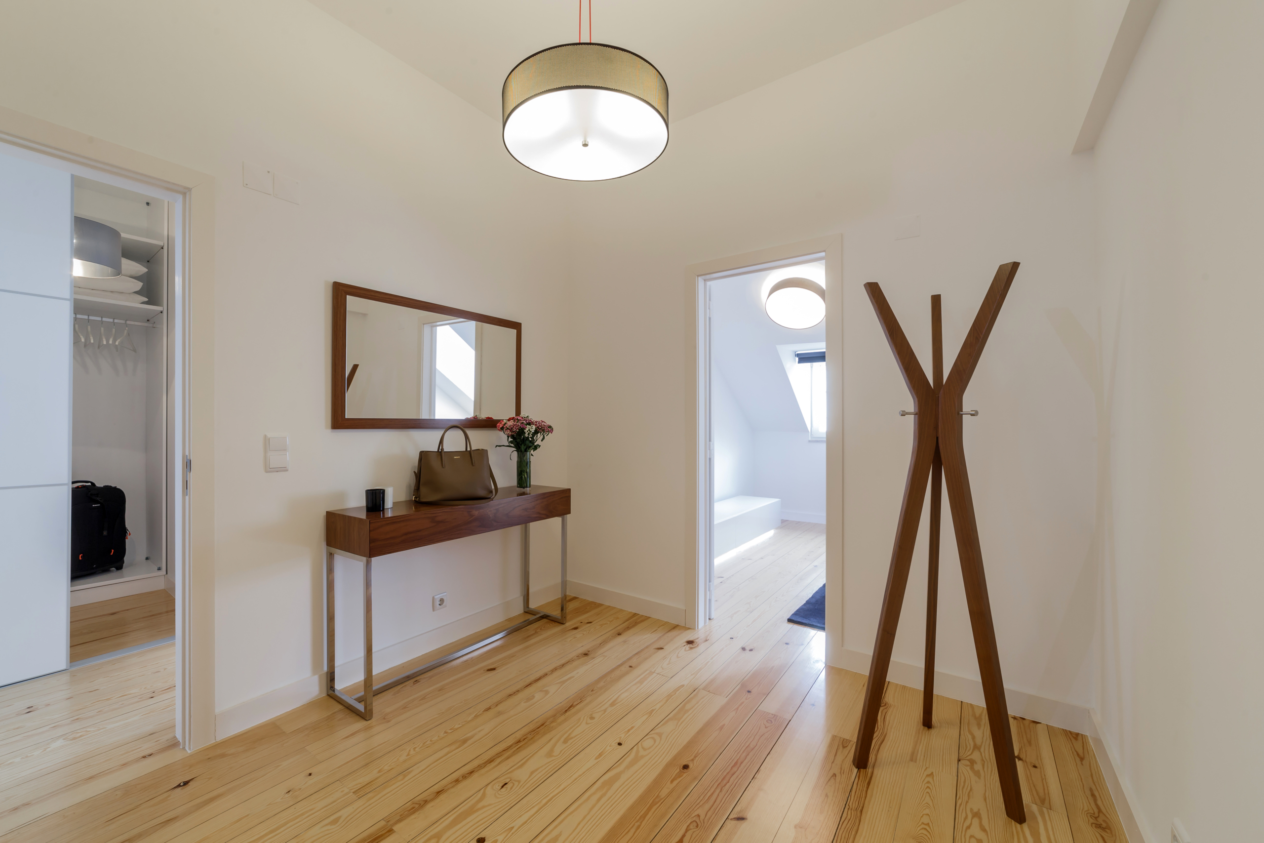 Sample Stylish downtown apartment