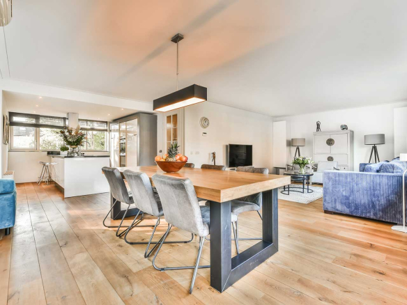 Sample Studio with courtyard